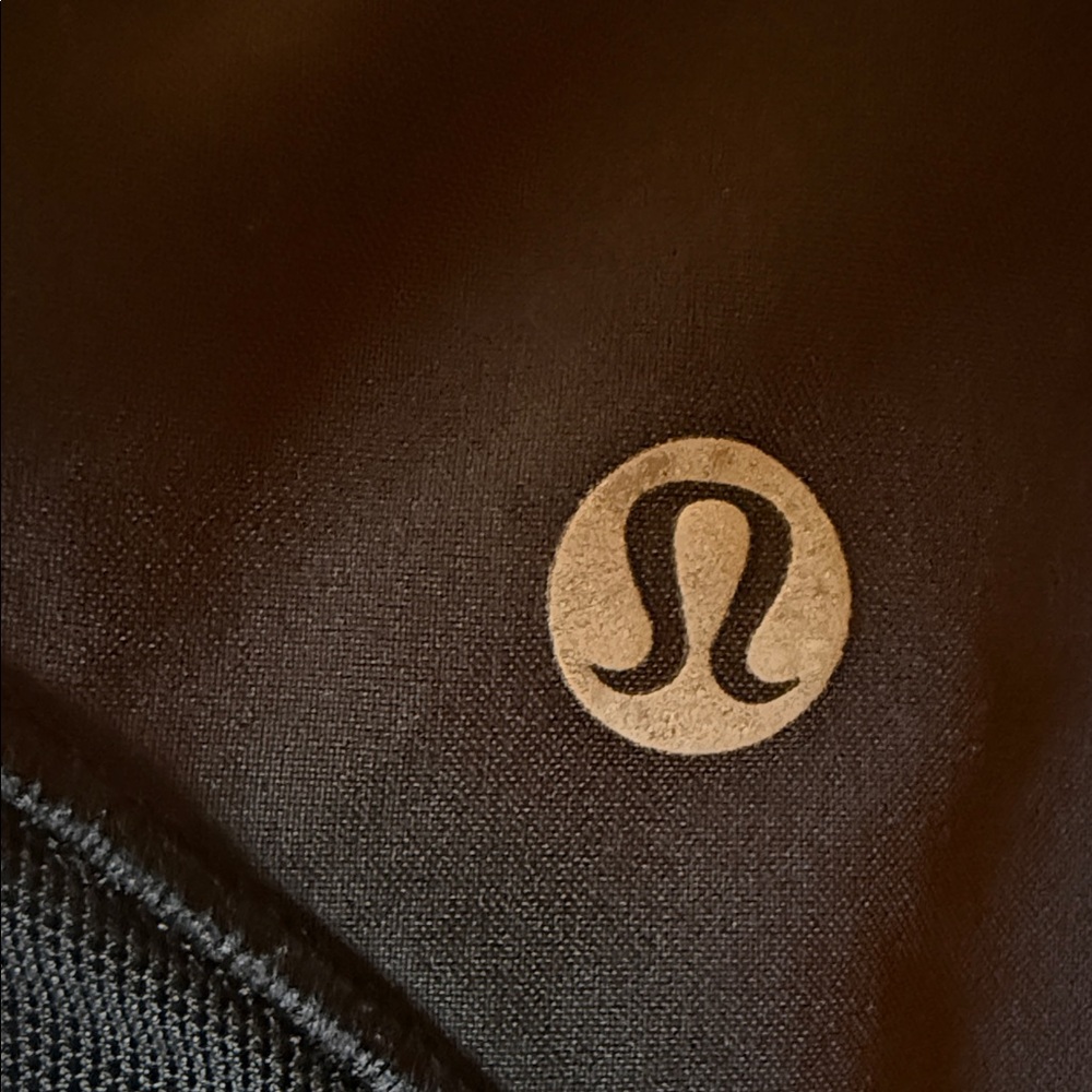 lululemon athletica Black Women's Athletic Shorts - Picture 2 of 7